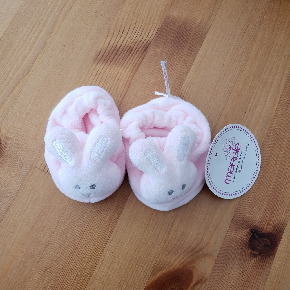 Nwt baby shoes